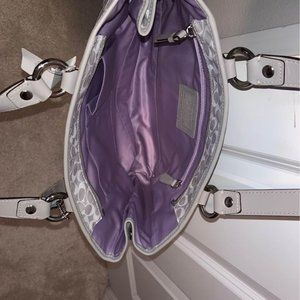 Coach purse- Brand new (still has tags on it)